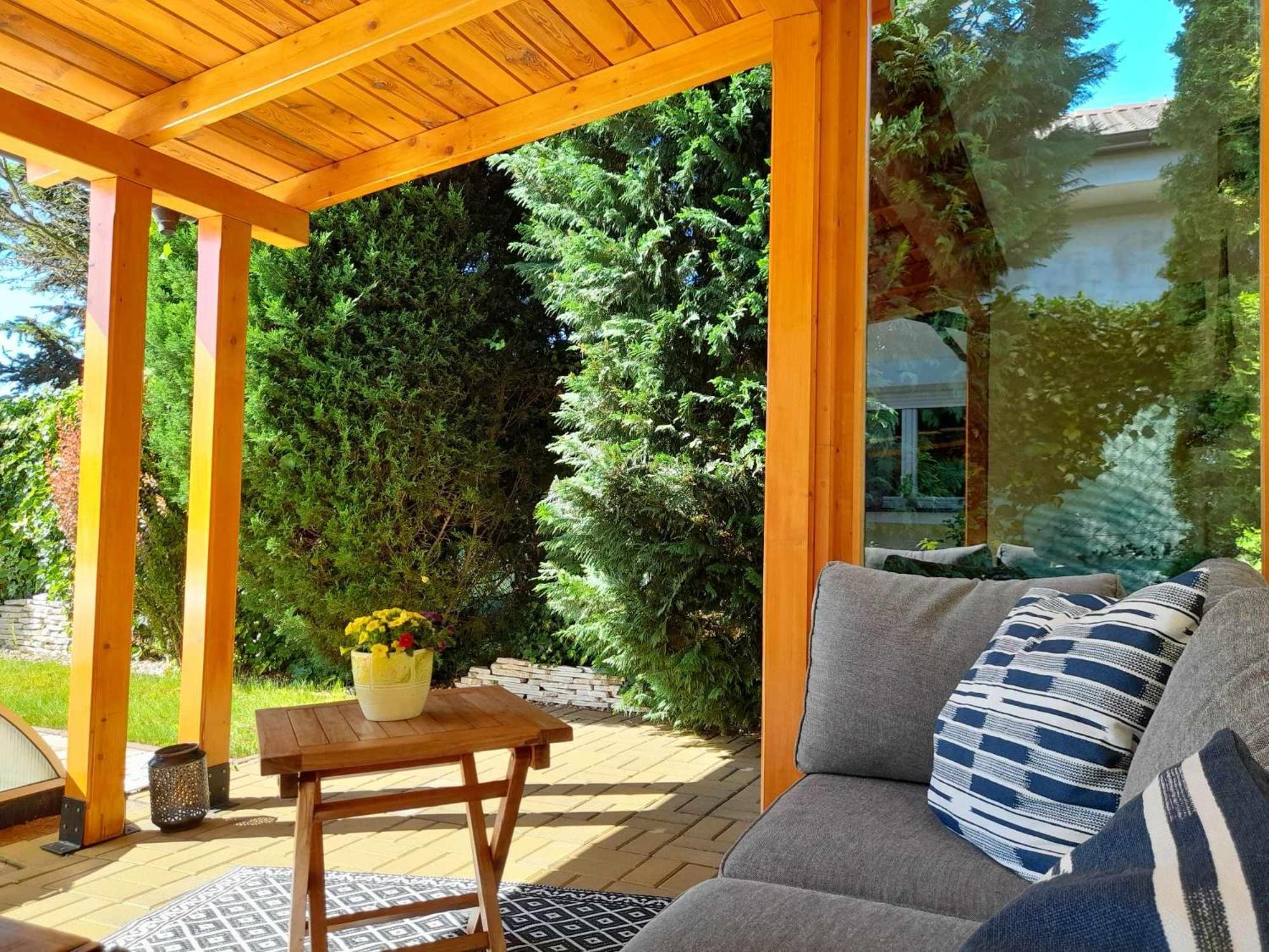 Vinosady Canadian Style House With 3D Effect Pool المظهر الخارجي الصورة